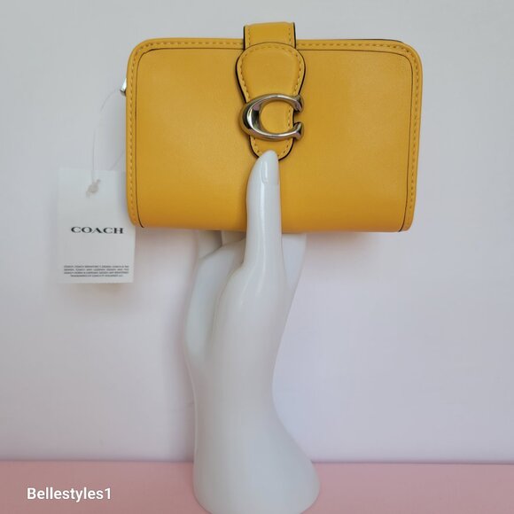 COACH Tabby Smooth Leather Medium Bifold Wallet – Canary color - Picture 6 of 16